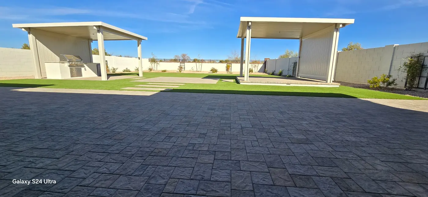 Paver entertaining area and backyard layout